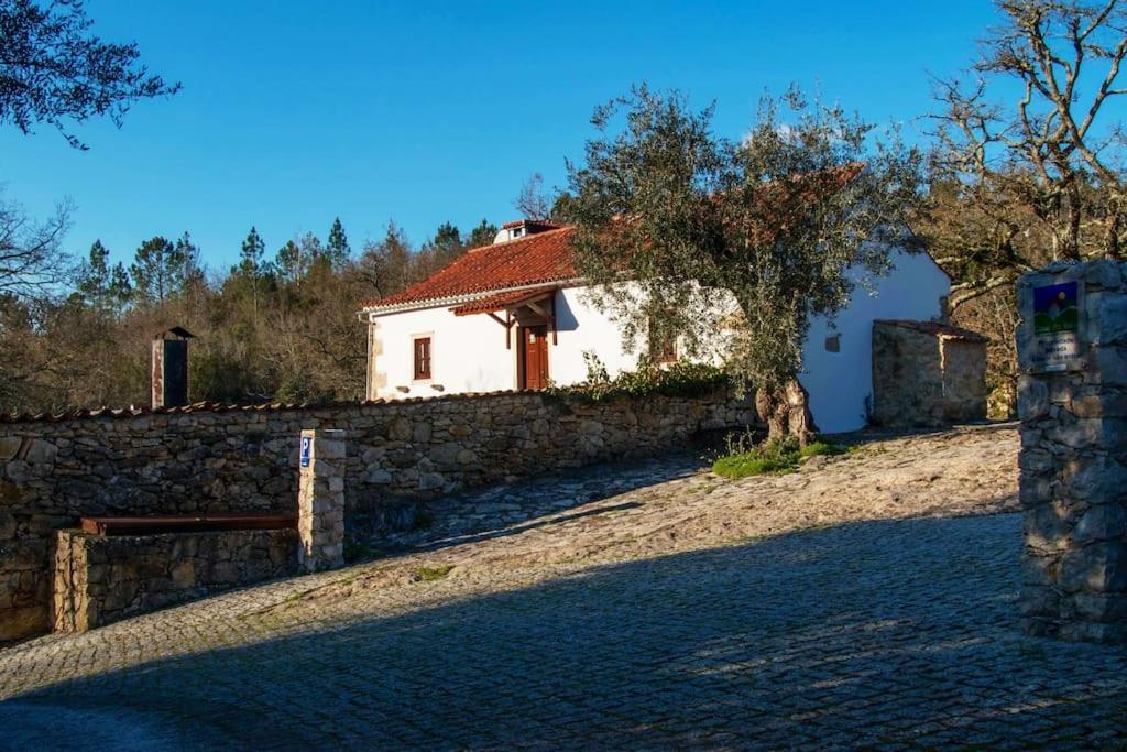 הוילה פומבל Casa Do Vale Do Papo מראה חיצוני תמונה