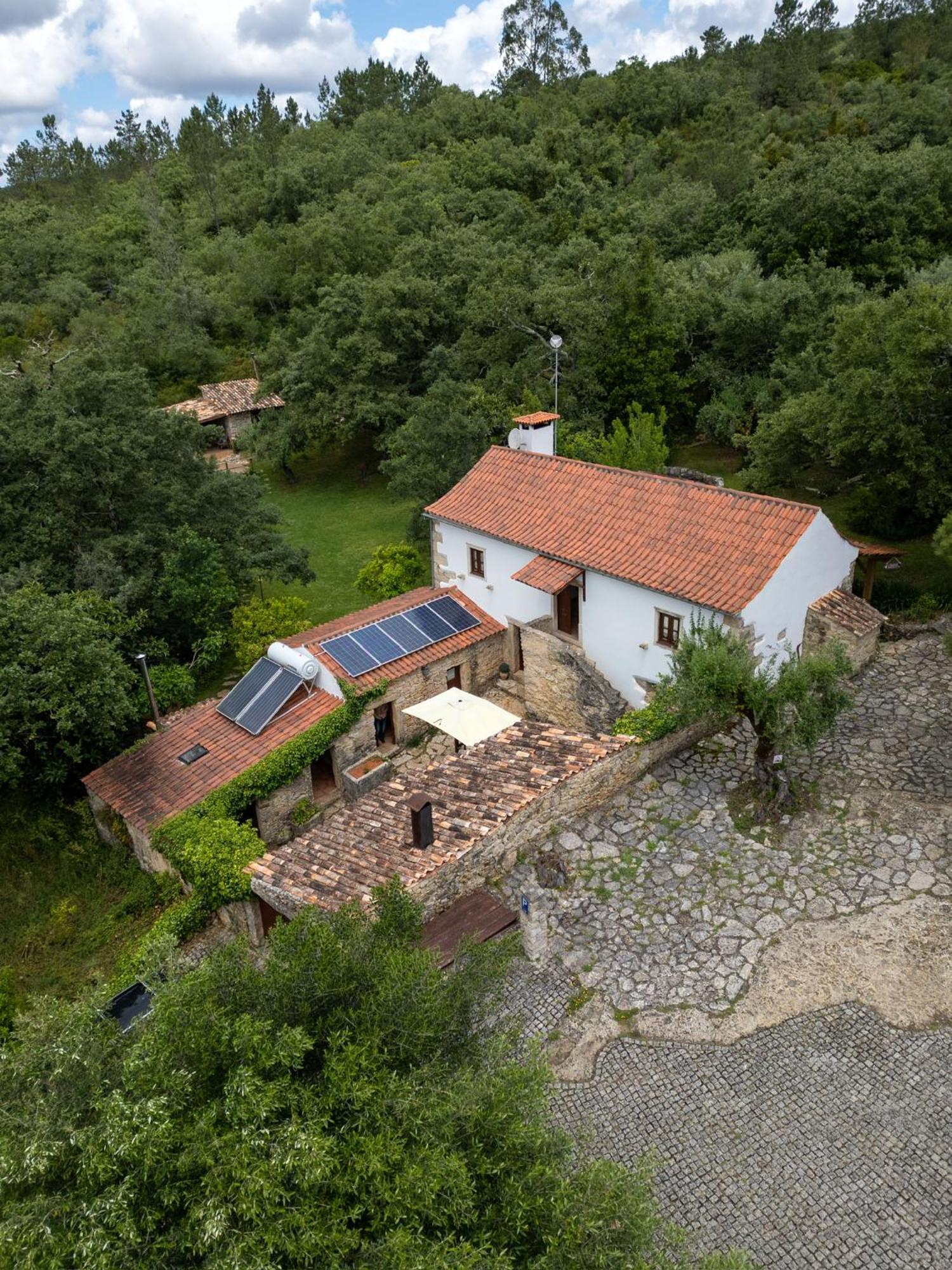 הוילה פומבל Casa Do Vale Do Papo מראה חיצוני תמונה